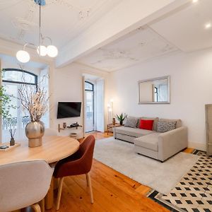 Beautiful Apartment In Bairro Alto - Quite